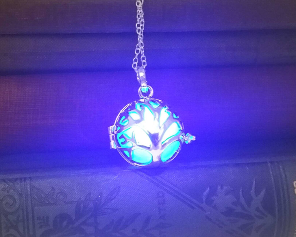 Glowing Tree of Life Pendant Necklace