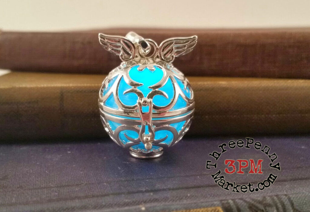 Glowing Winged Pendant Necklace
